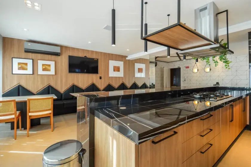 Apartamento mobiliado com 3 suítes e 3 vagas de garagem na Praia Brava em Itajaí — foto 41
