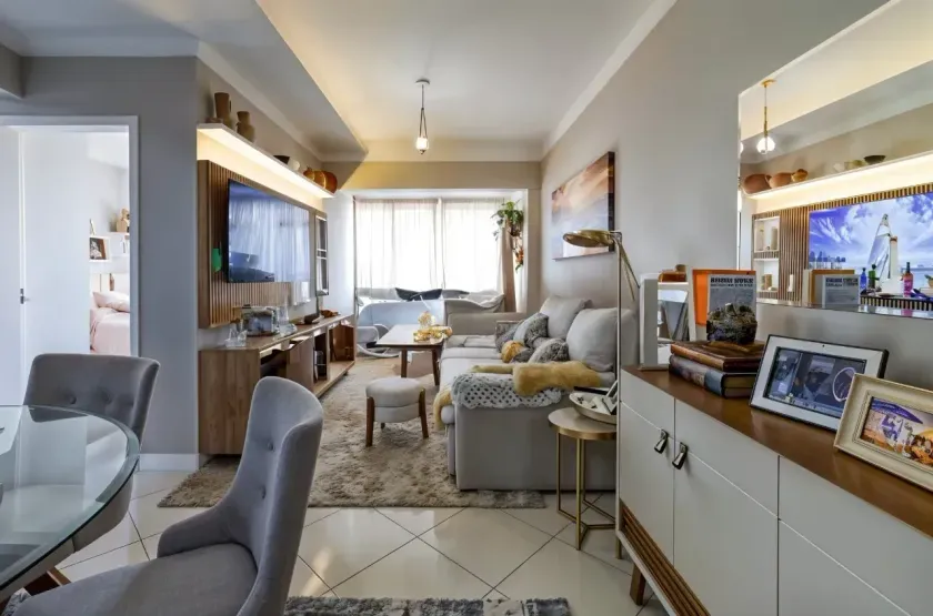 Apartamento mobiliado com 3 dormitórios sendo 1 suíte e 1 vaga em Balneário Camboriú/SC — foto 2