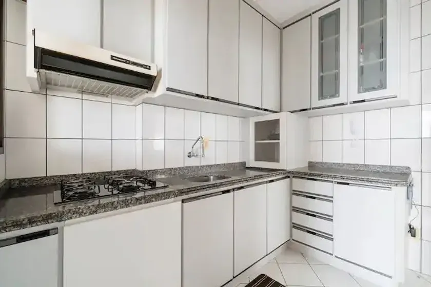 Apartamento com 4 dormitórios sendo 1 suíte e 2 vagas de garagem no Centro de Balneário Camboriú/SC — foto 14