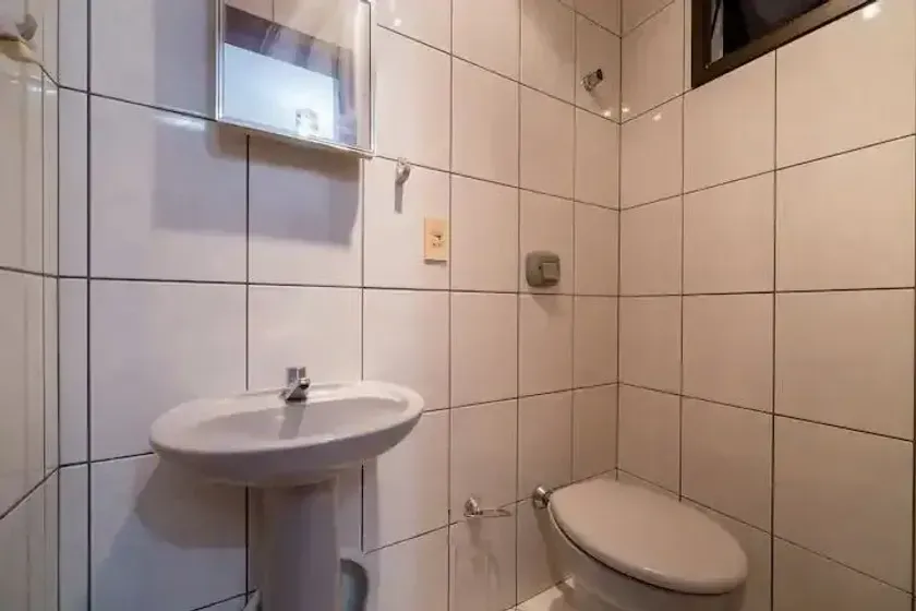 Apartamento com 4 dormitórios sendo 1 suíte e 2 vagas de garagem no Centro de Balneário Camboriú/SC — foto 24