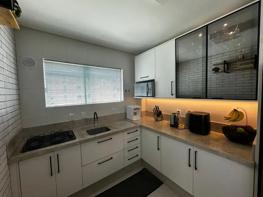 Apartamento com 3 suítes sendo 2 demi  e 2 vagas de garagem -  Àrea Central de Balneário Camboriú/SC — foto 6