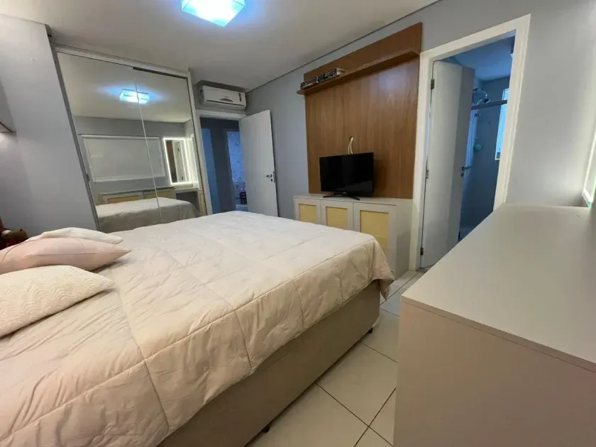 Apartamento com 3 suítes sendo 2 demi  e 2 vagas de garagem -  Àrea Central de Balneário Camboriú/SC — foto 24