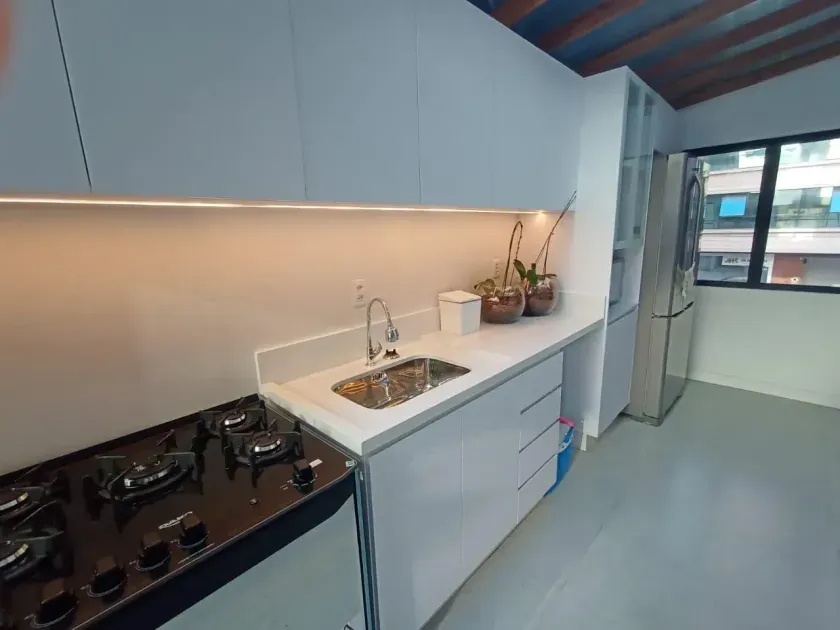 Apartamento com 2 dormitórios e 1 vaga de garagem em Balneário Camboriú/SC — foto 5