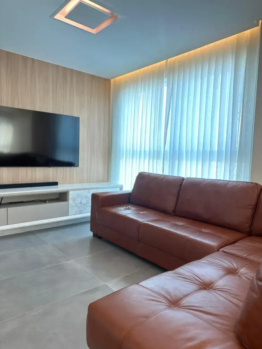 Apartamento mobiliado com 4 dormitórios sendo 3 suítes e 3 vagas no Centro de Balneário Camboriú — foto 12