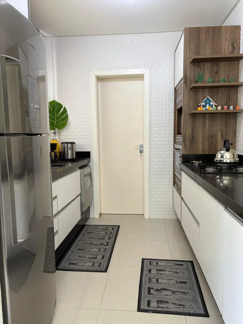 Apartamento mobiliado na Praia Brava com 1 suíte, 2 demi-suítes e 2 vagas de garagem em Itajaí/SC — foto 7