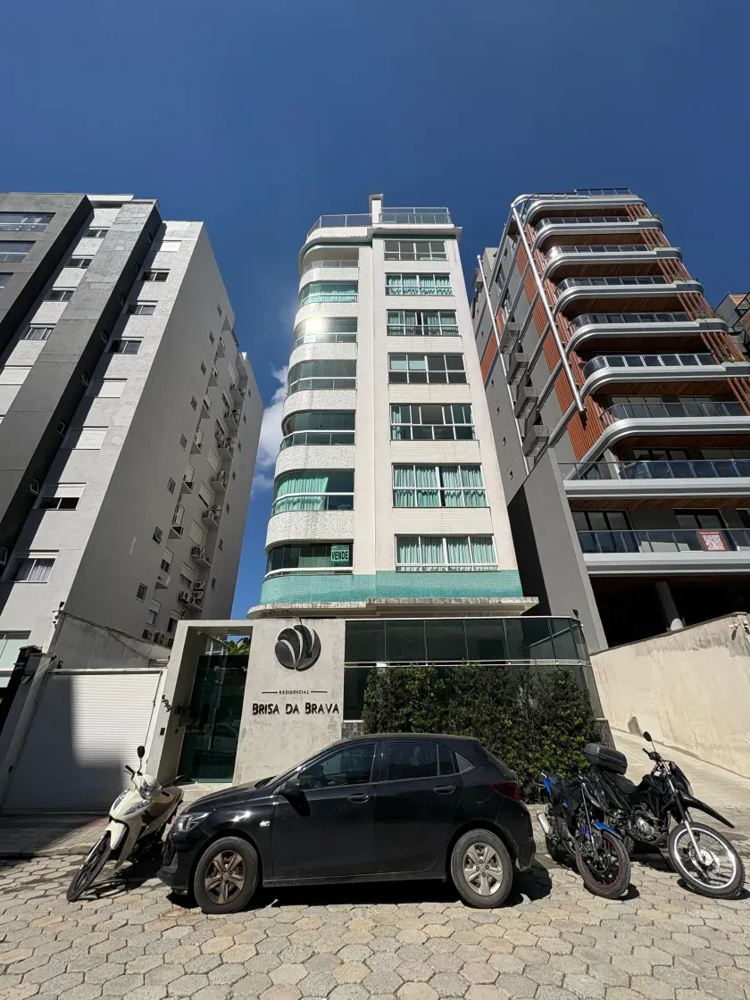 Apartamento mobiliado na Praia Brava com 1 suíte, 2 demi-suítes e 2 vagas de garagem em Itajaí/SC — foto 30