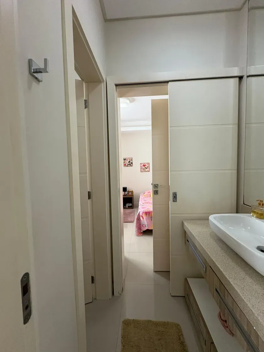 Apartamento mobiliado na Praia Brava com 1 suíte, 2 demi-suítes e 2 vagas de garagem em Itajaí/SC — foto 19