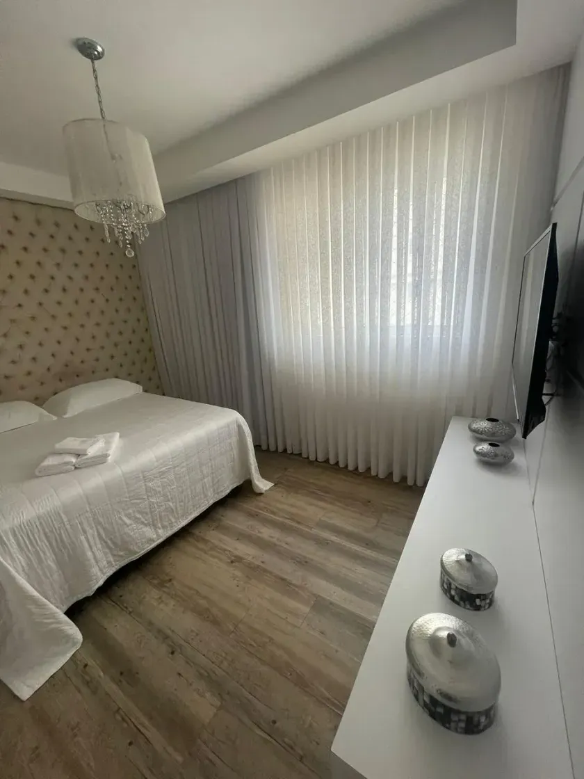 Apartamento com 3 suítes sendo 2 demi e 2 vagas de garagem em Balneário Camboriú/SC — foto 18