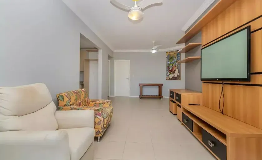 Apartamento com 3 dormitórios sendo 1 suíte e 2 vagas em Balneário Camboriú/SC — foto 2