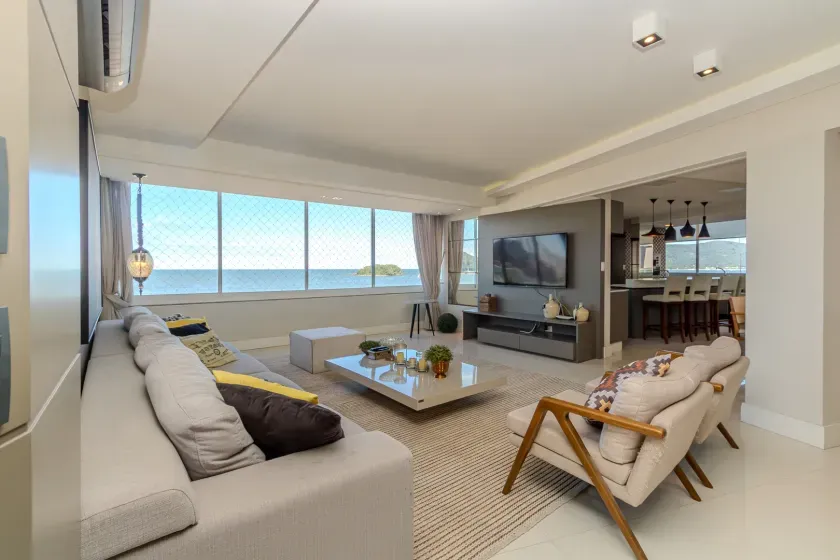 Apartamento de 3 suites e 1 vaga de garagem frente mar em Balneário Camboriú/SC — foto 2