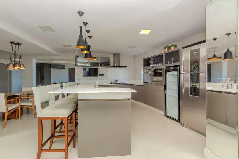 Apartamento de 3 suites e 1 vaga de garagem frente mar em Balneário Camboriú/SC — foto 10