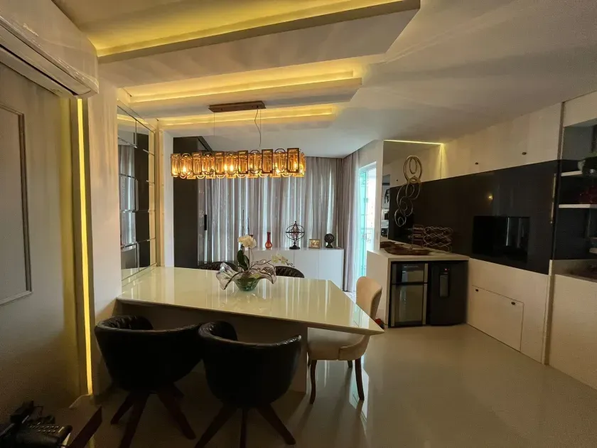 Apartamento alto padrão com 3 suítes e 3 vagas de garagem em Balneário Camboriú/SC — foto 3