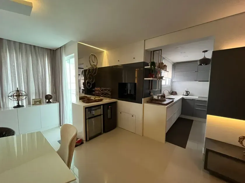 Apartamento alto padrão com 3 suítes e 3 vagas de garagem em Balneário Camboriú/SC — foto 7