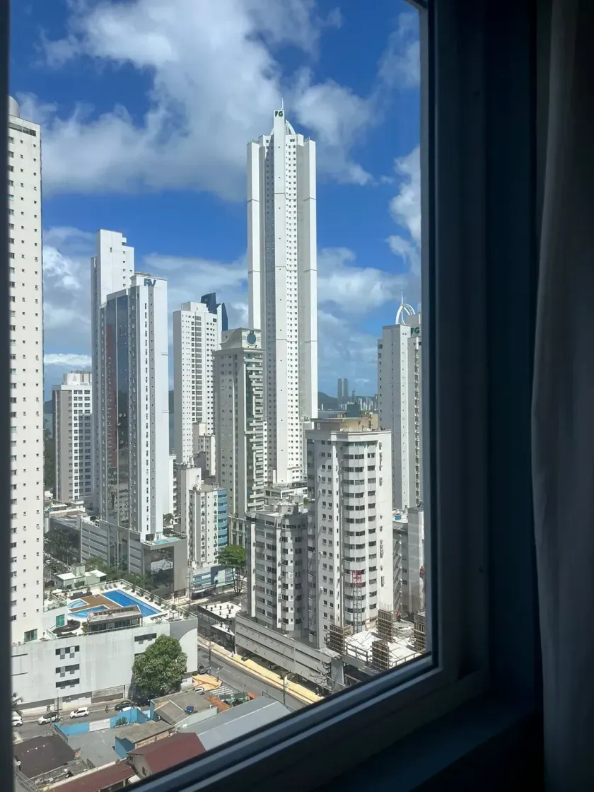 Apartamento com 2 suítes e 2 vagas de garagem no Bairro Pioneiros em Balneário Camboriú/SC — foto 20