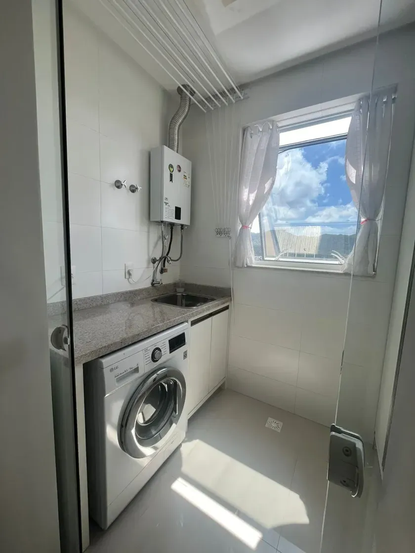 Apartamento com 2 suítes e 2 vagas de garagem no Bairro Pioneiros em Balneário Camboriú/SC — foto 12
