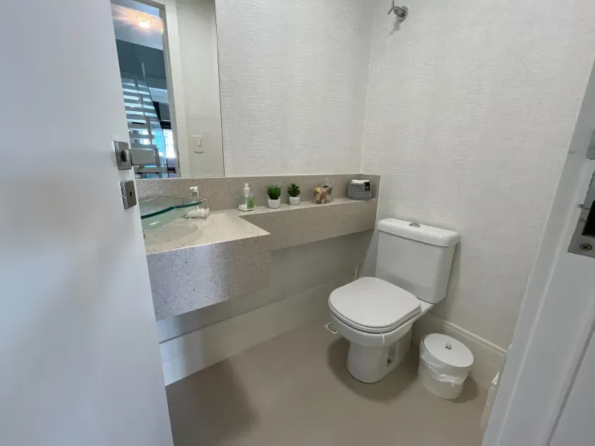 Apartamento duplex finamente mobiliado 3 suítes e 2 vagas no Centro de Balneário Camboriú/SC — foto 32