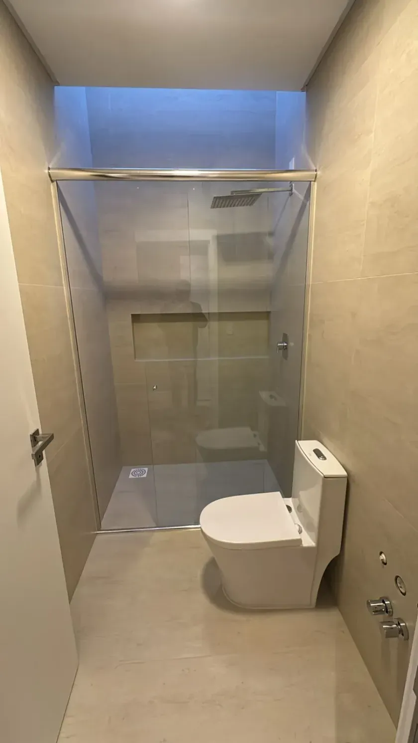 Sobrado com 3 suítes sendo 1 master e 2 vagas - Barra em Balneário Camboriú/SC — foto 9