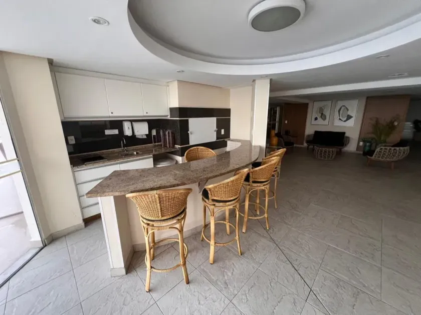 Apartamento frente mar com 3 suítes e 4 vagas de garagem em Balneário Camboriú — foto 28
