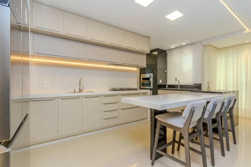 Apartamento de 3 suítes no centro de Balneário Camboriú/SC — foto 17