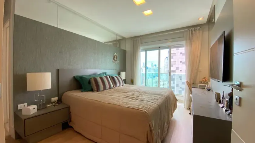 Apartamento vista mar mobiliado com 3 suítes e 3 vagas de garagem no Centro de Balneário Camboriú — foto 7