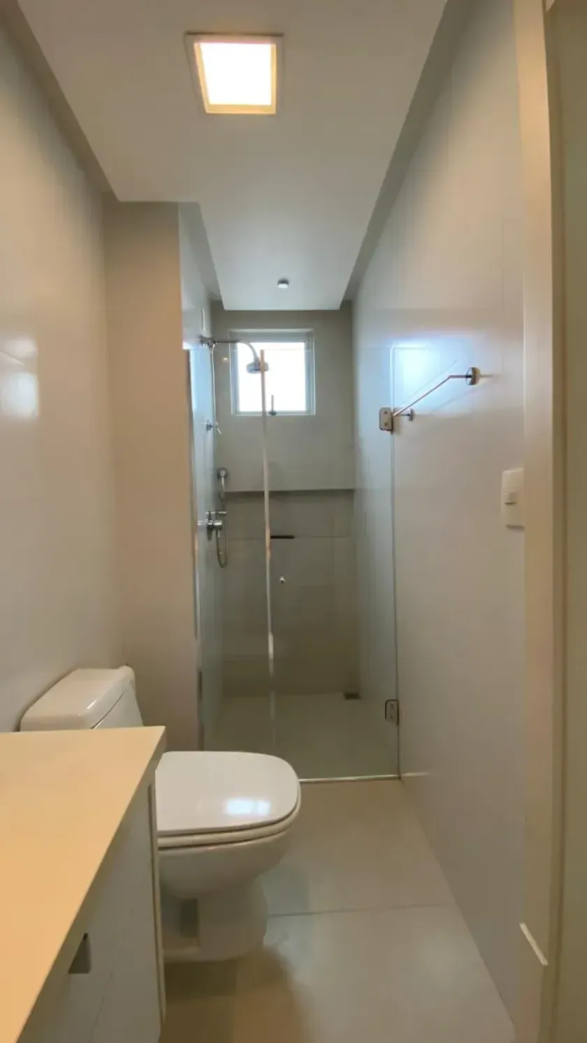 Apartamento vista mar mobiliado com 3 suítes e 3 vagas de garagem no Centro de Balneário Camboriú — foto 13
