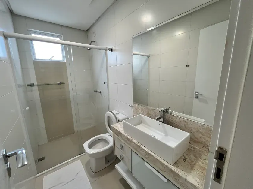 Apartamento mobiliado com 3 suítes e 2 vagas - Na Av. Central em Balneário Camboriú/SC — foto 12