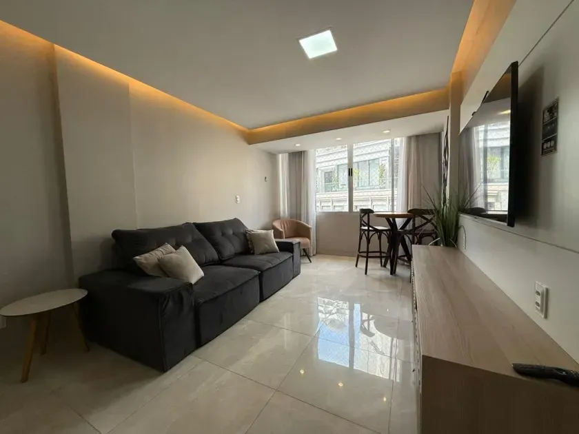 Apartamento reformado de 3 dormitórios sendo 2 suítes e 1 vaga - Balneário Camboriú/SC — foto 3