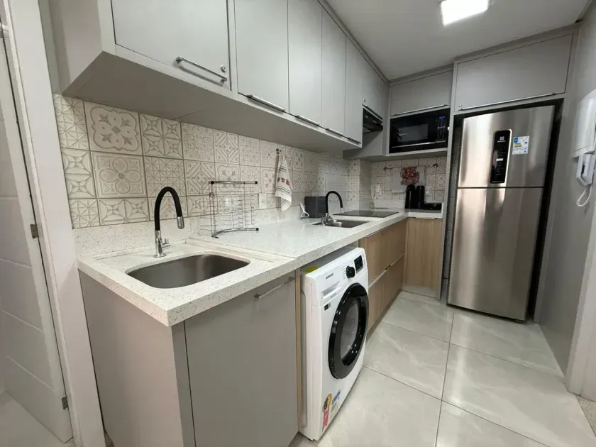 Apartamento reformado de 3 dormitórios sendo 2 suítes e 1 vaga - Balneário Camboriú/SC — foto 13