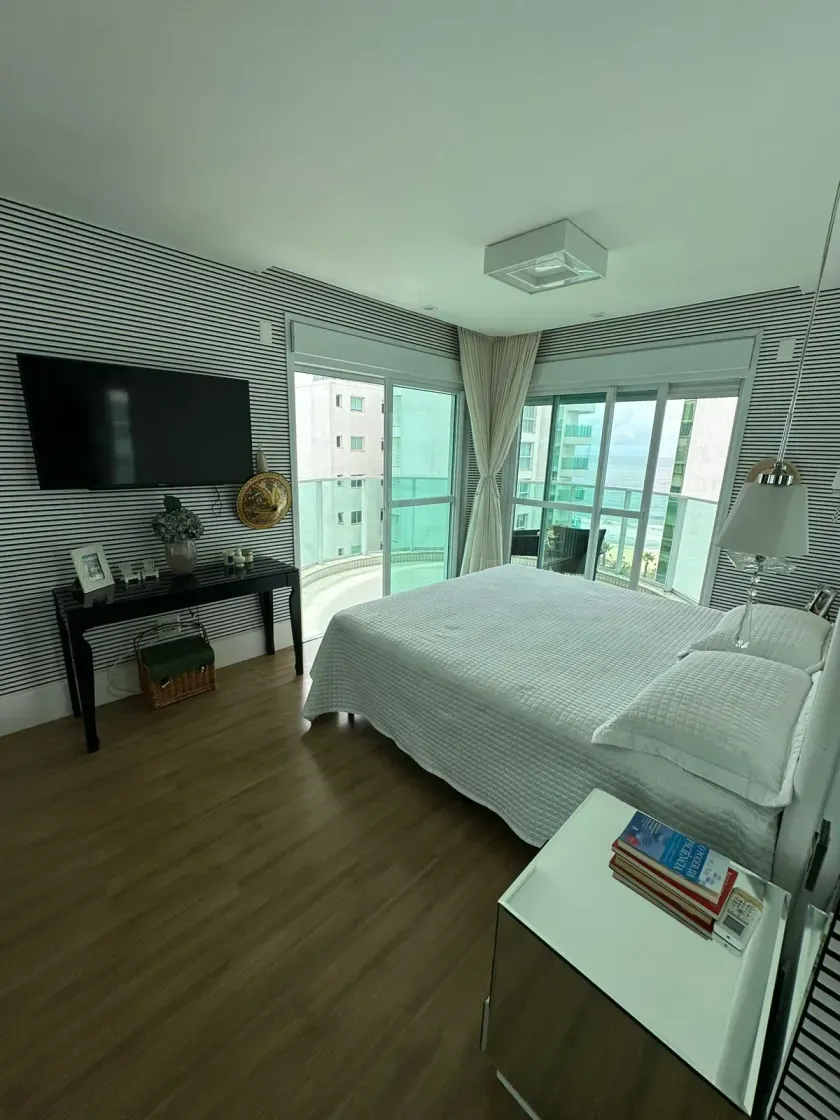 Apartamento com 4 suítes e 4 vagas de garagem em Itajaí/SC — foto 20