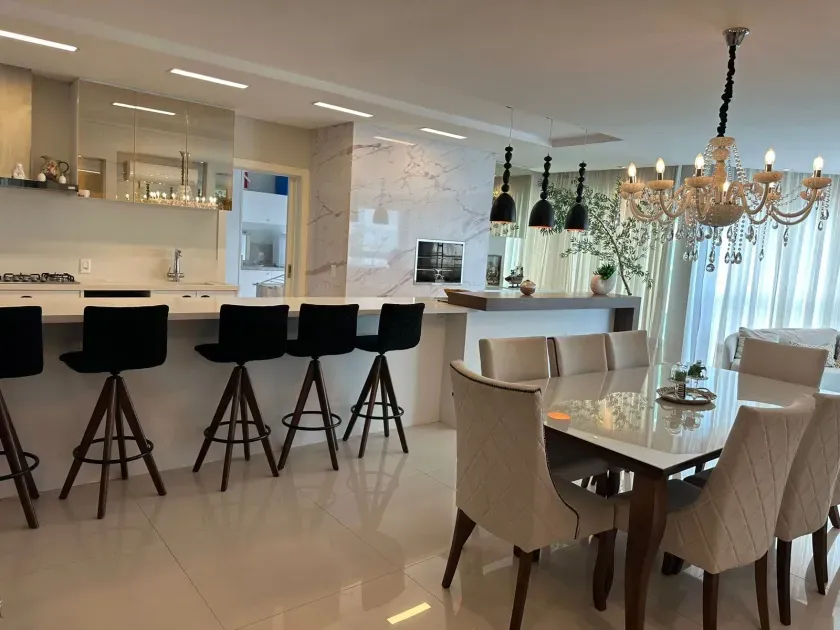 Apartamento com 4 suítes e 4 vagas de garagem em Itajaí/SC — foto 12