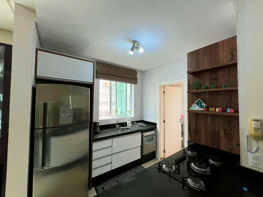 Apartamento mobiliado com 3 dormitórios sendo 1 suíte e 2 demi e 2 vagas na Praia Brava em Itajaí — foto 6