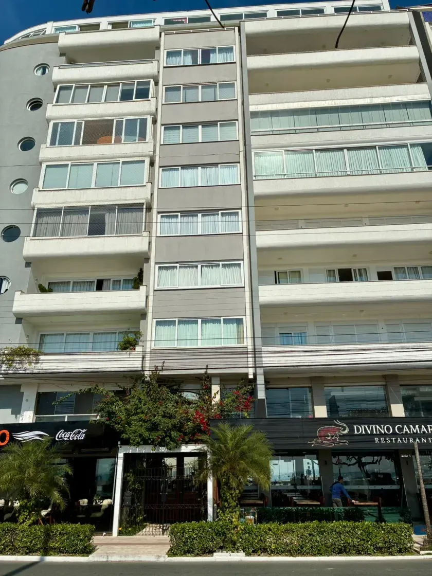 Frente mar com 3 dormitórios sendo 1 suíte e 2 vagas, Vista Panorâmica da Orla de Balneário Camboriú — foto 21