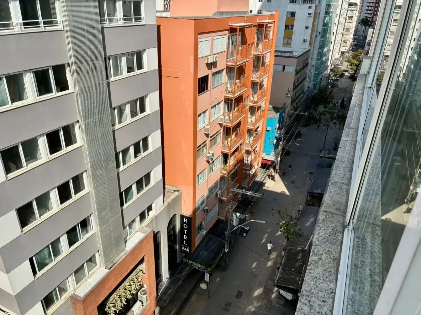 Frente mar com 3 dormitórios sendo 1 suíte e 2 vagas, Vista Panorâmica da Orla de Balneário Camboriú — foto 15