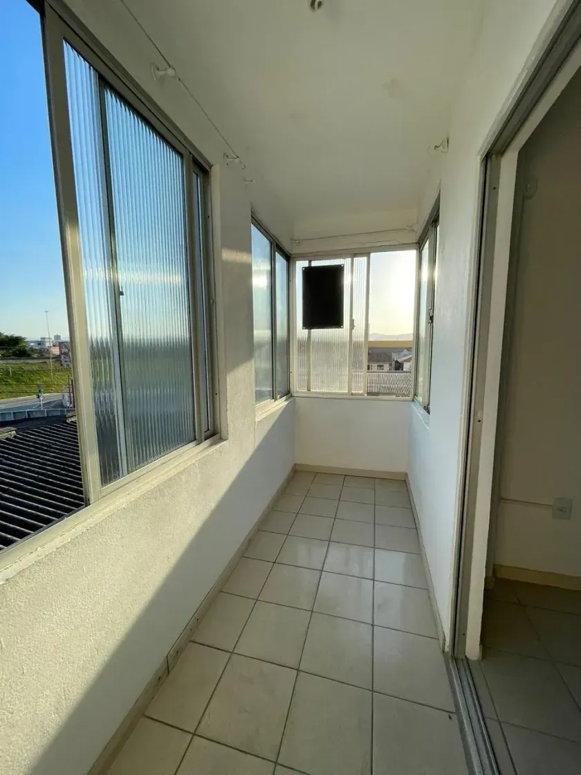 Apartamento com 2 dormitórios e 1 vaga de garagem em Balneário Camboriú — foto 4