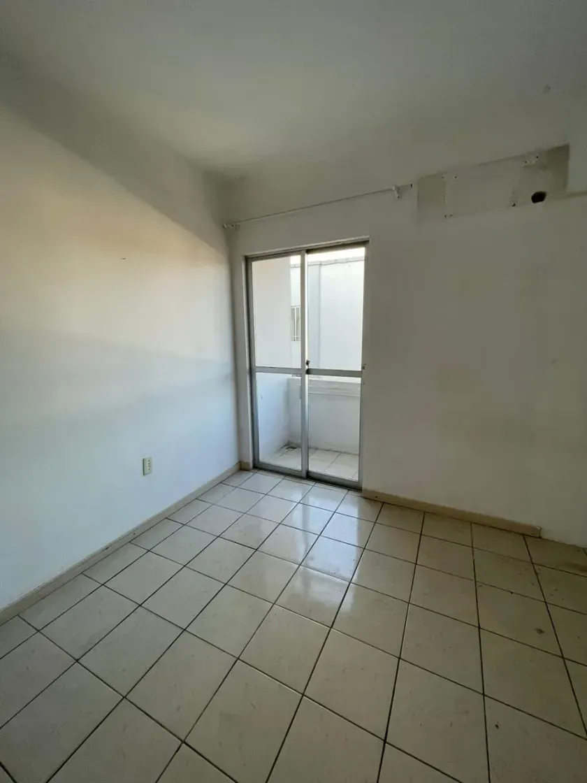 Apartamento com 2 dormitórios e 1 vaga de garagem em Balneário Camboriú — foto 3
