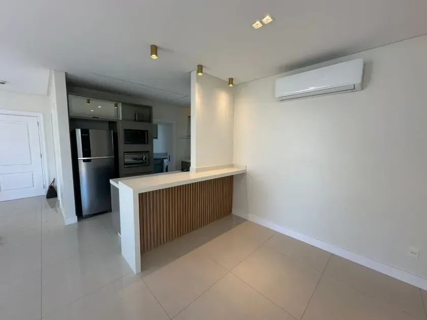 Apartamento com 4 dormitórios sendo 2 suítes e 3 vagas de garagem - Balneário Camboriú/SC — foto 11