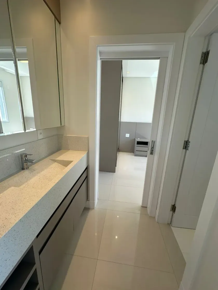 Apartamento com 4 dormitórios sendo 2 suítes e 3 vagas de garagem - Balneário Camboriú/SC — foto 21