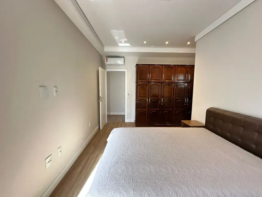 Apartamento mobiliado com 3 dormitórios sendo 3 suítes e 2 vagas de garagem em Balneário Camboriú/SC — foto 12