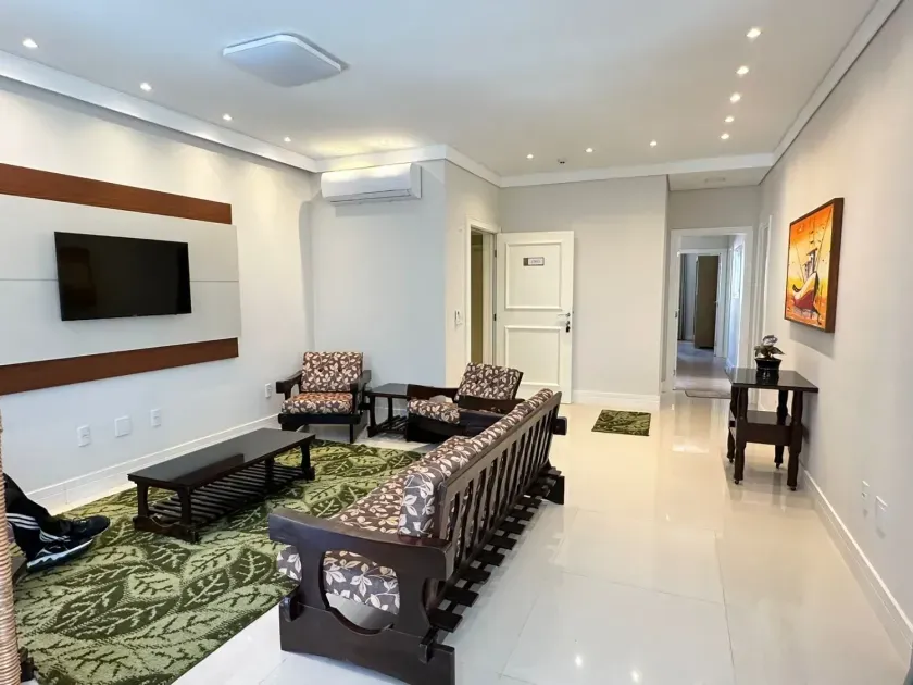 Apartamento mobiliado com 3 dormitórios sendo 3 suítes e 2 vagas de garagem em Balneário Camboriú/SC — foto 8