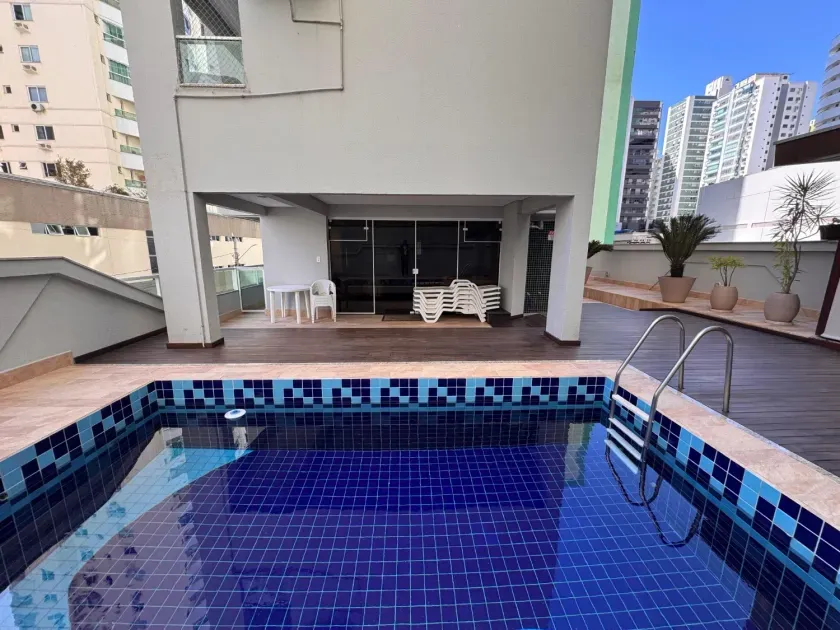 Apartamento mobiliado com 3 dormitórios sendo 2 suítes e 1 vagas de garagem em Balneário Camboriú — foto 29