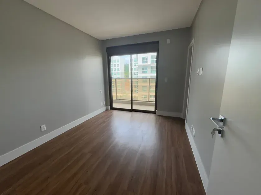Apartamento sem mobilia com 3 dormitórios sendo 3 suítes e 2 vagas de garagem em Itajaí — foto 5
