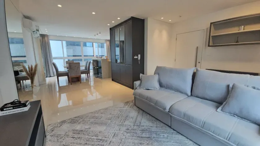 Apartamento 3 suítes e 3 vagas de garagem em Balneário Camboriú