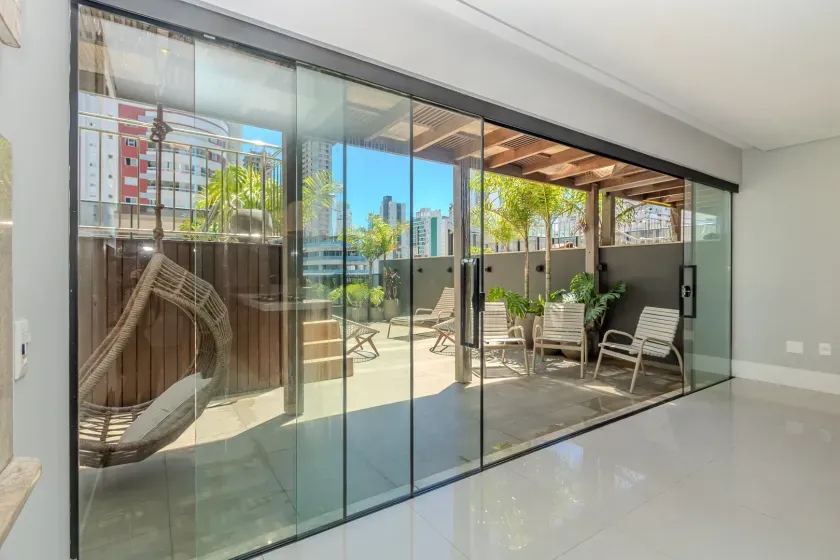 Apartamento com 3 suítes e 3 vagas de garagem no centro de Balneário Camboriú/SC — foto 34