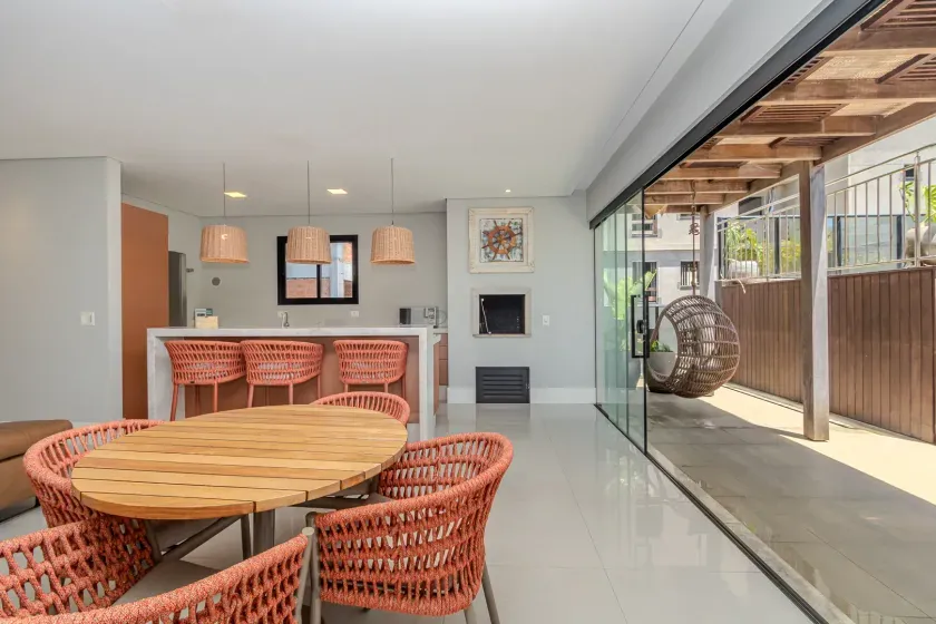 Apartamento com 3 suítes e 3 vagas de garagem no centro de Balneário Camboriú/SC — foto 10
