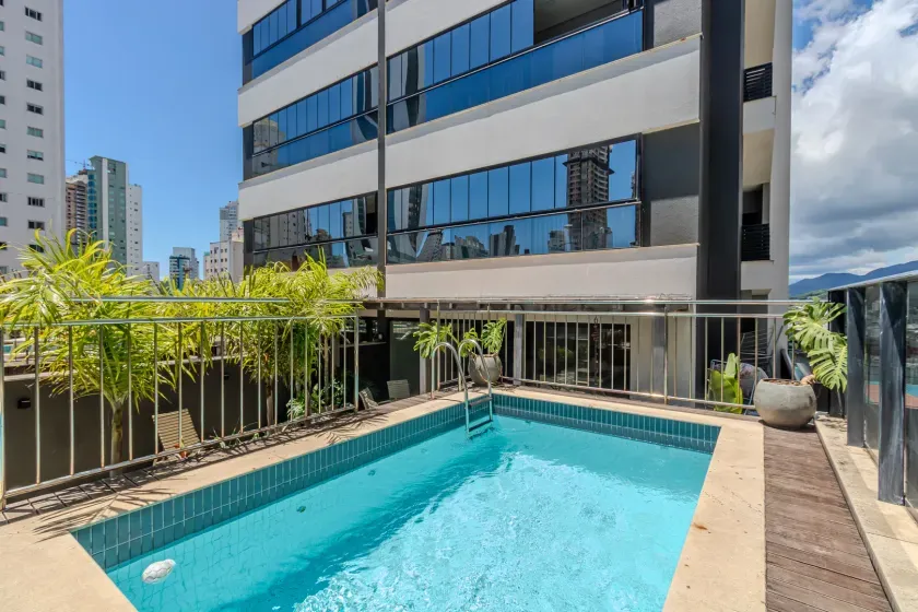 Apartamento com 3 suítes e 3 vagas de garagem no centro de Balneário Camboriú/SC — foto 45