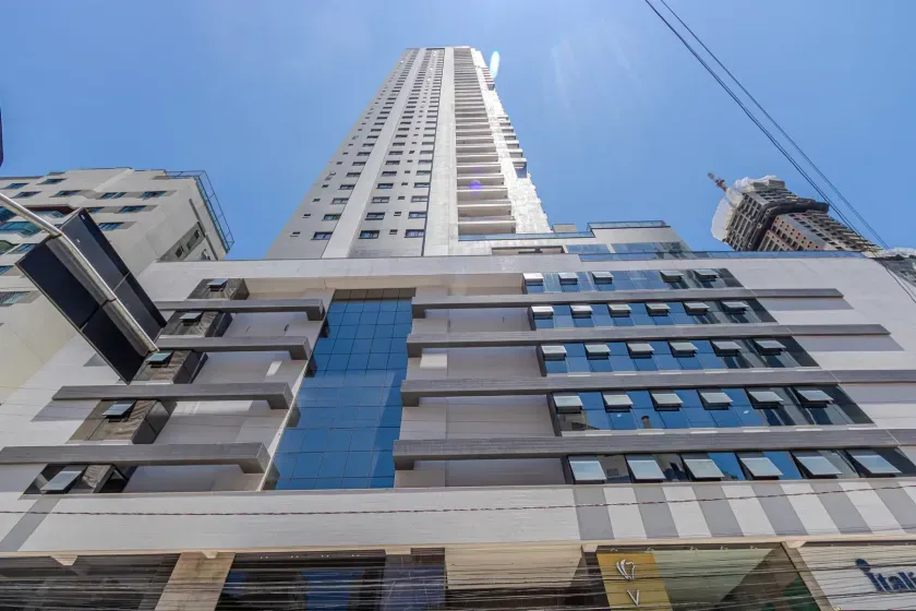 Apartamento com 3 suítes e 3 vagas de garagem no centro de Balneário Camboriú/SC — foto 49