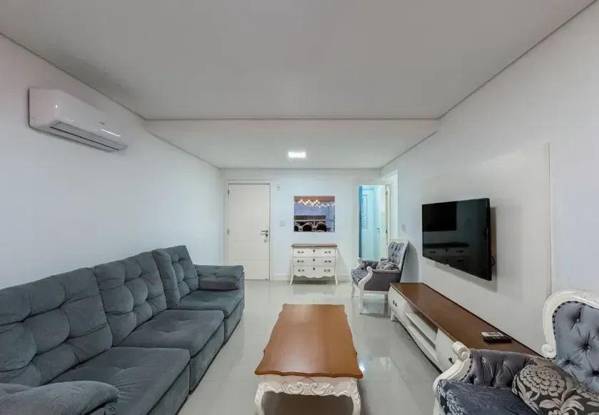 Apartamento com 3 suítes e 3 vagas -  Centro de Balneário Camboriú/SC — foto 5