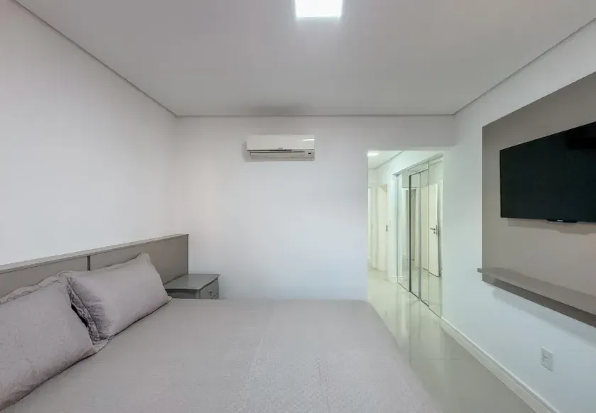 Apartamento com 3 suítes e 3 vagas -  Centro de Balneário Camboriú/SC — foto 10