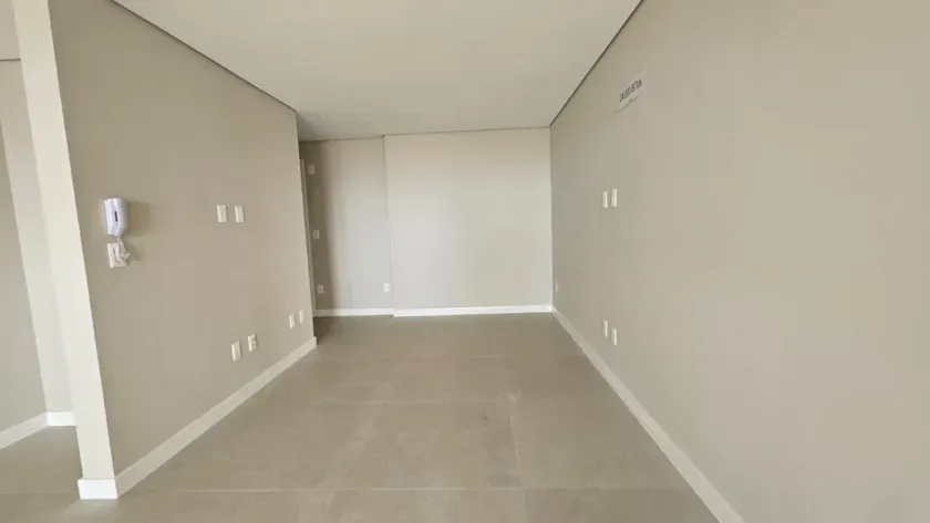 Apartamento sem mobilia com 3 dormitórios sendo 2 suítes e 3 vagas de garagem em Itajaí — foto 9