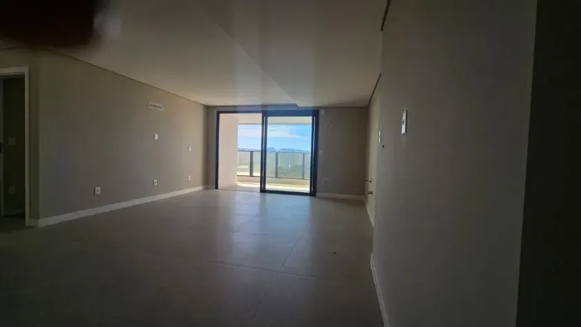 Apartamento sem mobilia com 3 dormitórios sendo 2 suítes e 3 vagas de garagem em Itajaí — foto 11